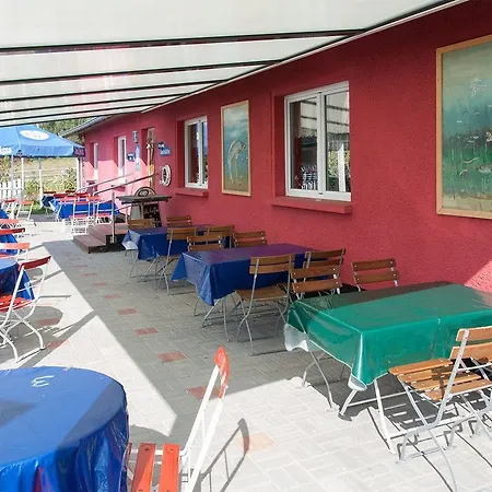 Doppelzimmer-fuer-2-personen-auf-ruegen-z6 *